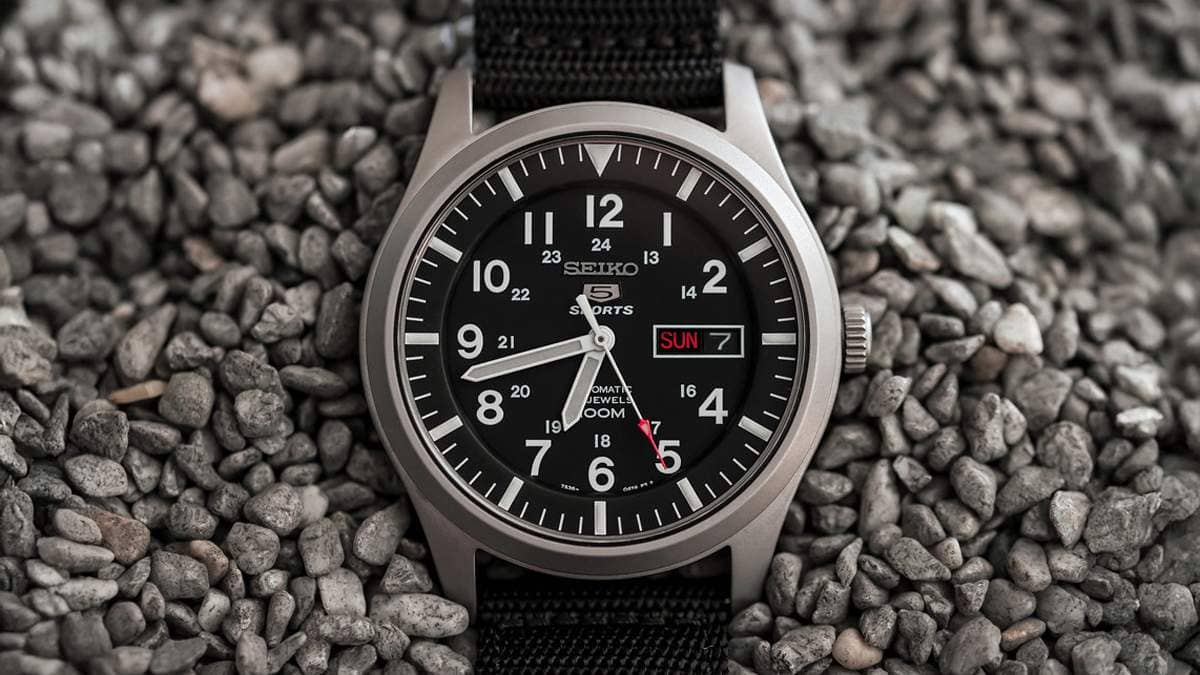 Seiko 5 Sports